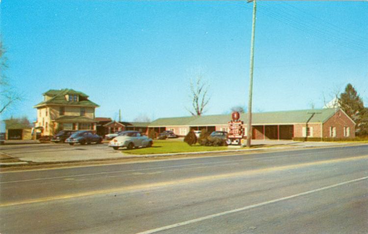 IL065200.jpg