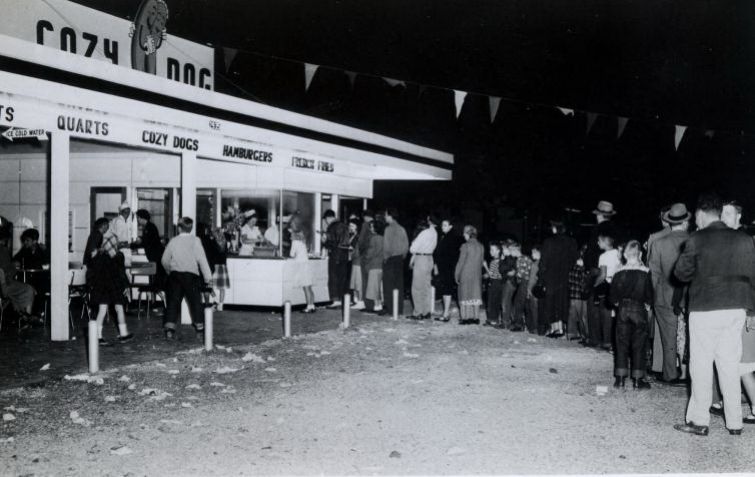 IL065700.jpg