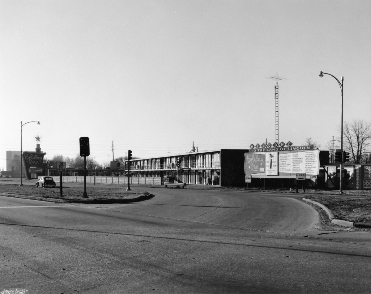 IL066750.jpg