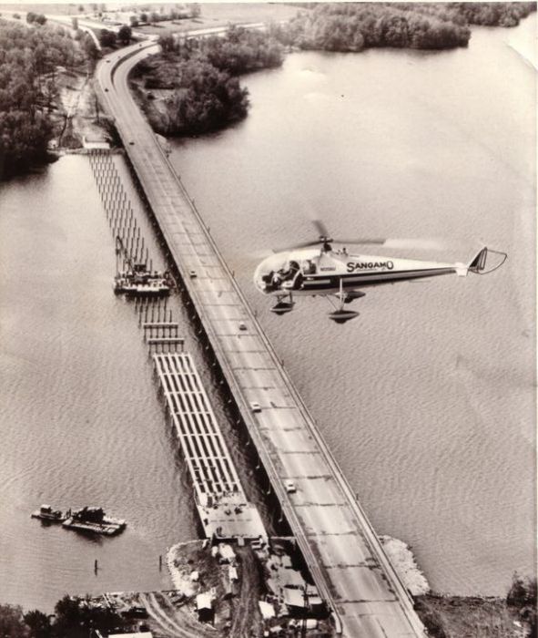 IL069700.jpg