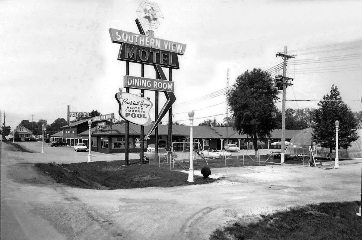 IL069945.jpg