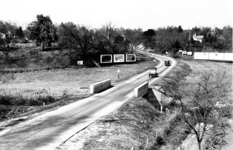 IL076600.jpg