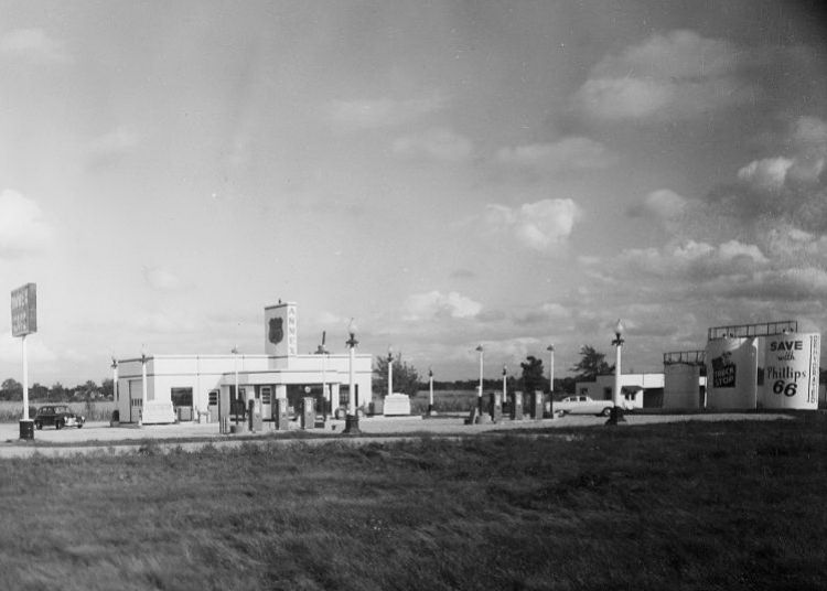 IL080200.jpg