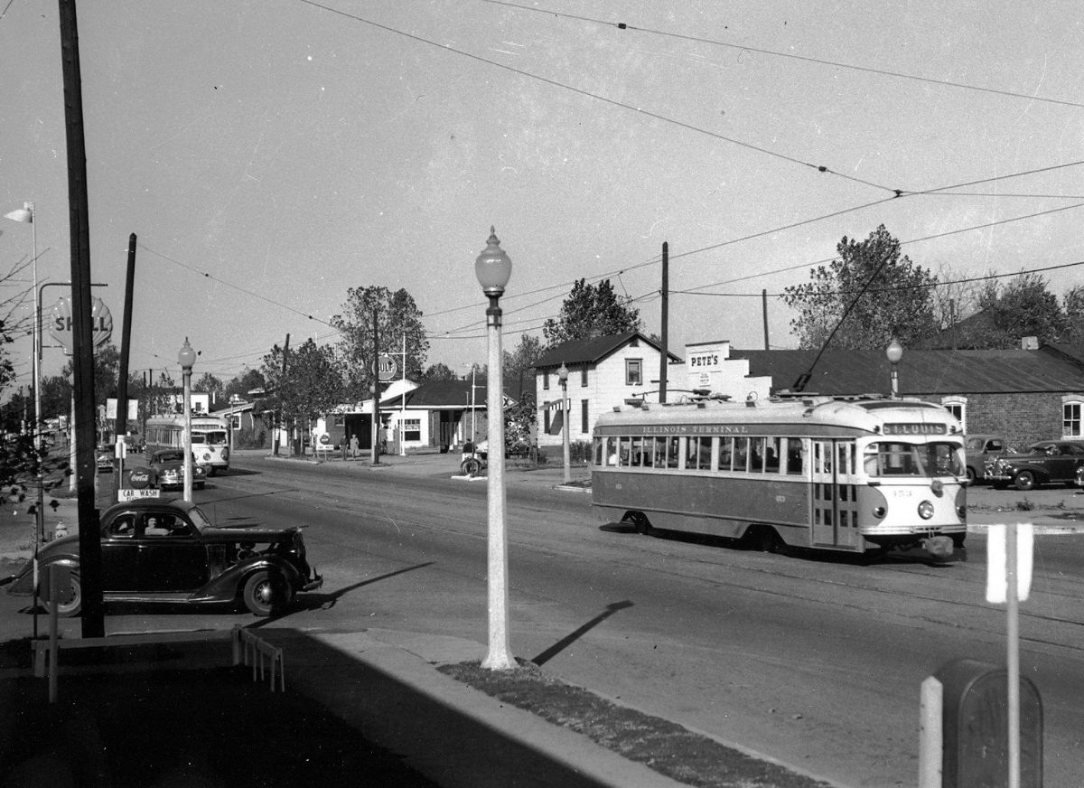 IL096110.jpg