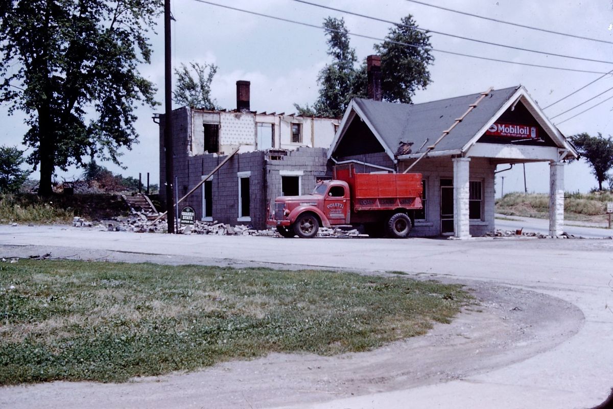 IL096538.jpg