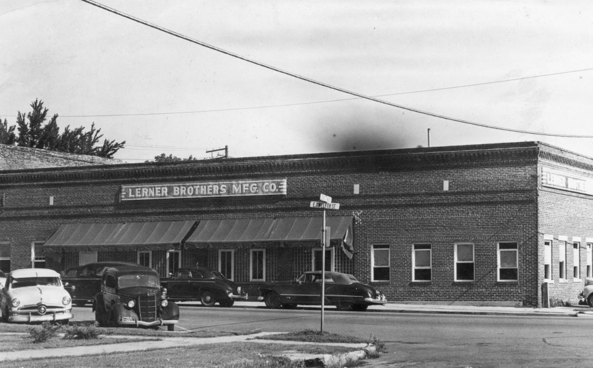 KS062000.jpg