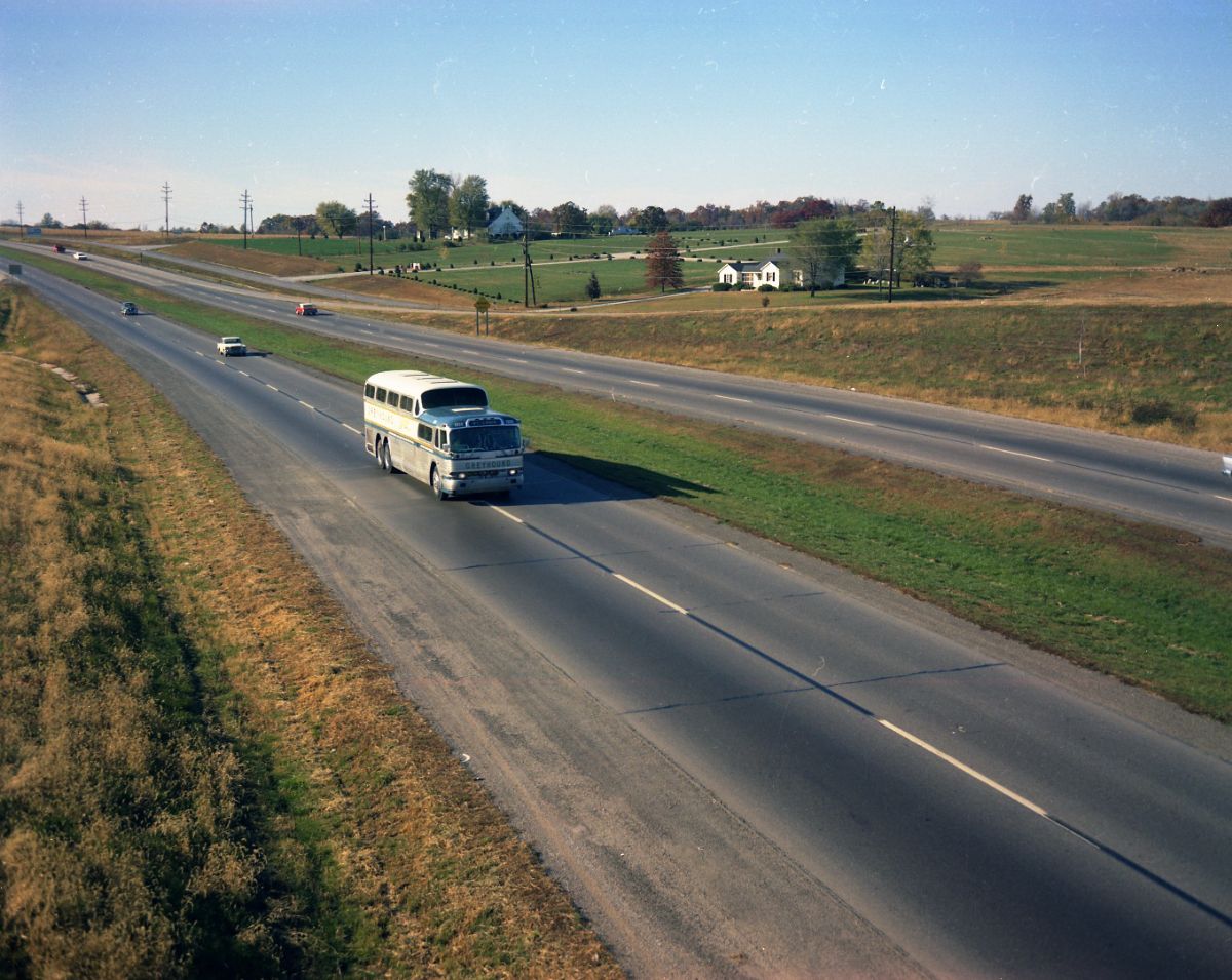 MOE12000.jpg
