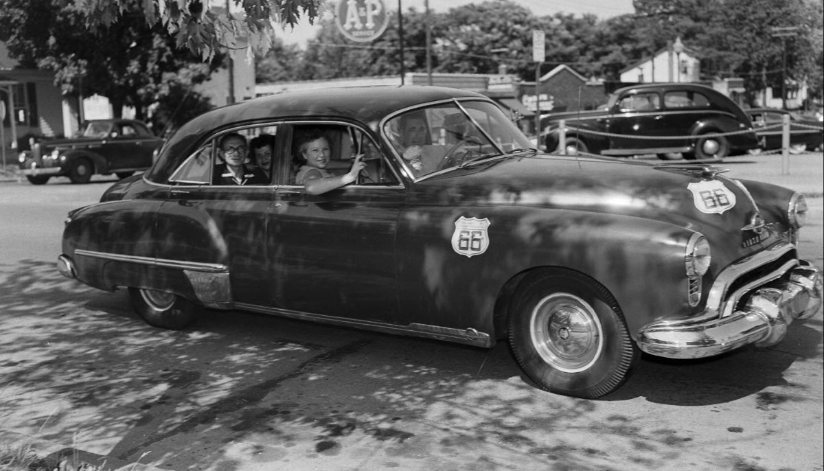 MOE94570.jpg