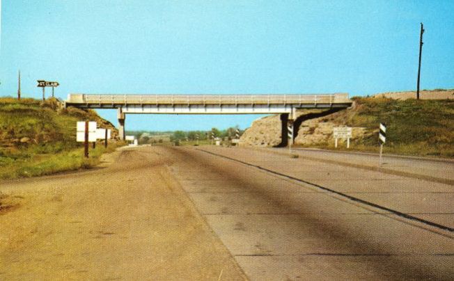 MOH09000.jpg