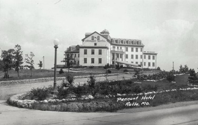 MOL19500.jpg