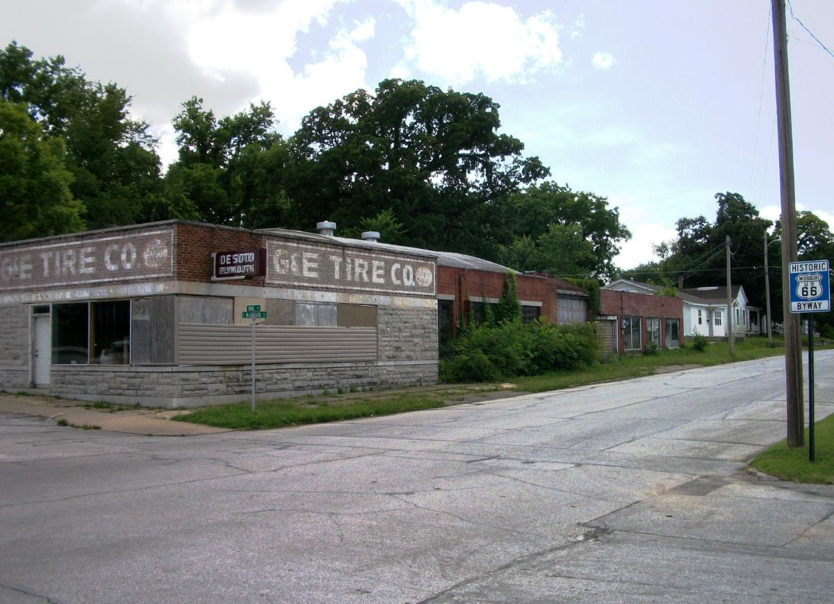 MOW81100.jpg