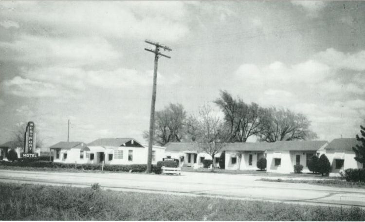 MOY07500.jpg