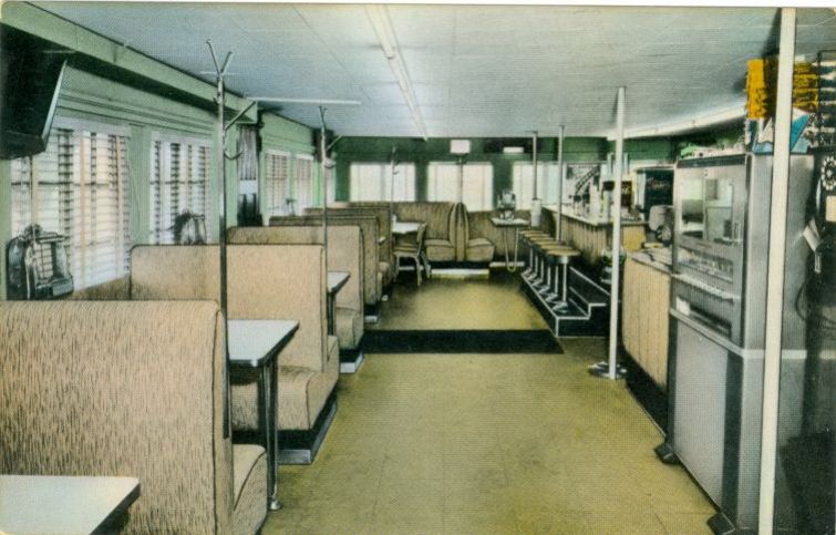 MOY32500.jpg