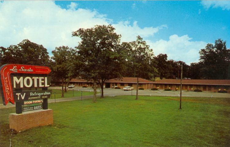 MOY39000.jpg