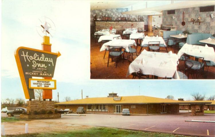 MOY53000.jpg