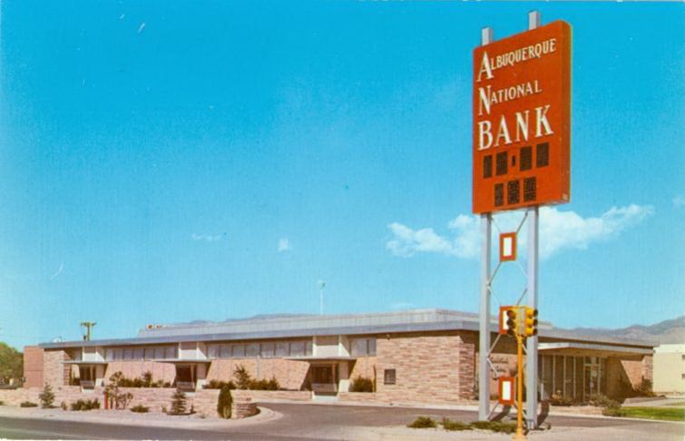 NM050300.jpg