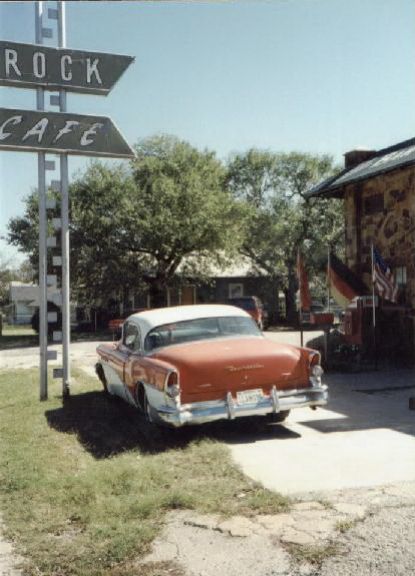OK048100.jpg