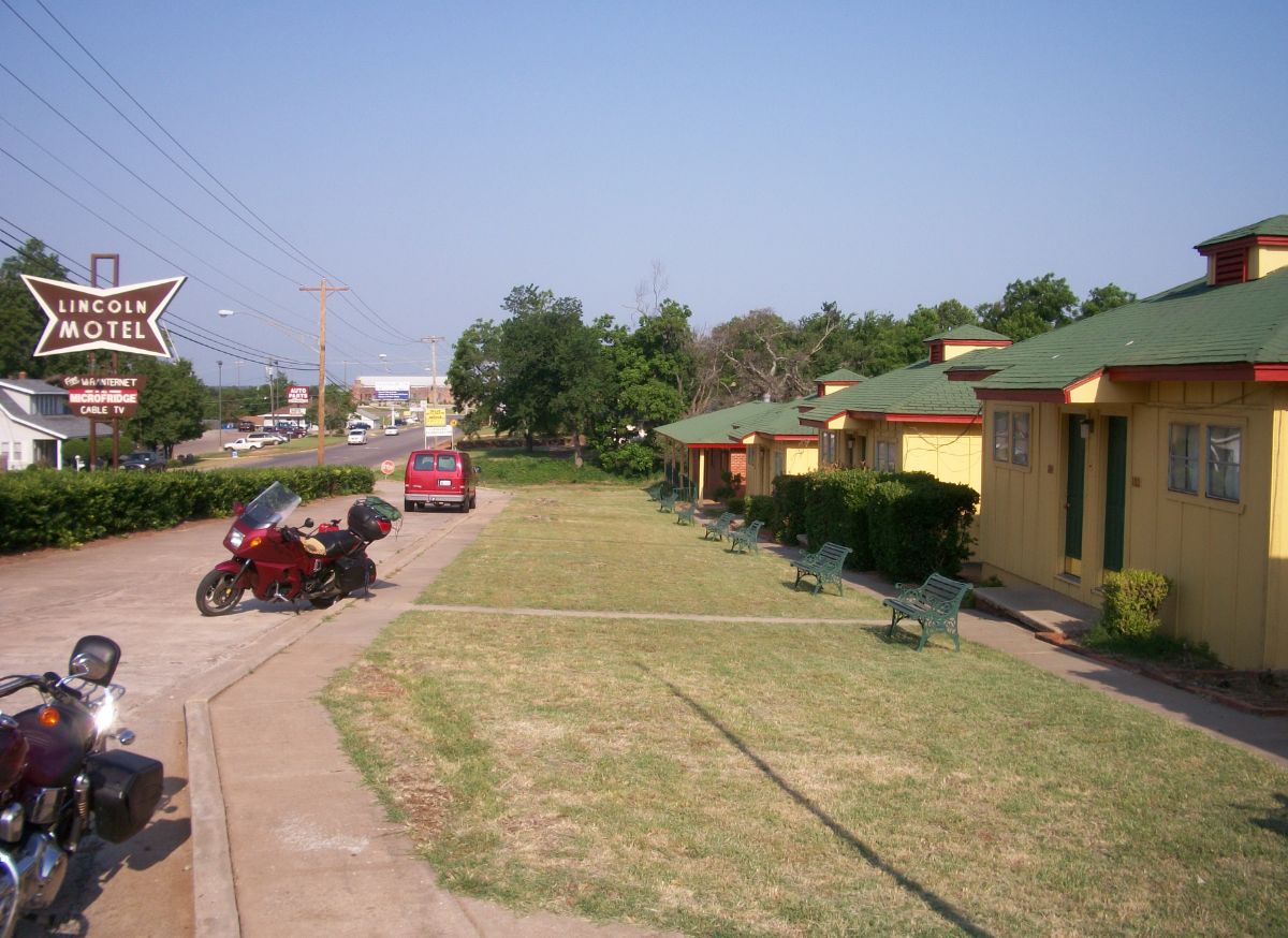 OK049000.jpg