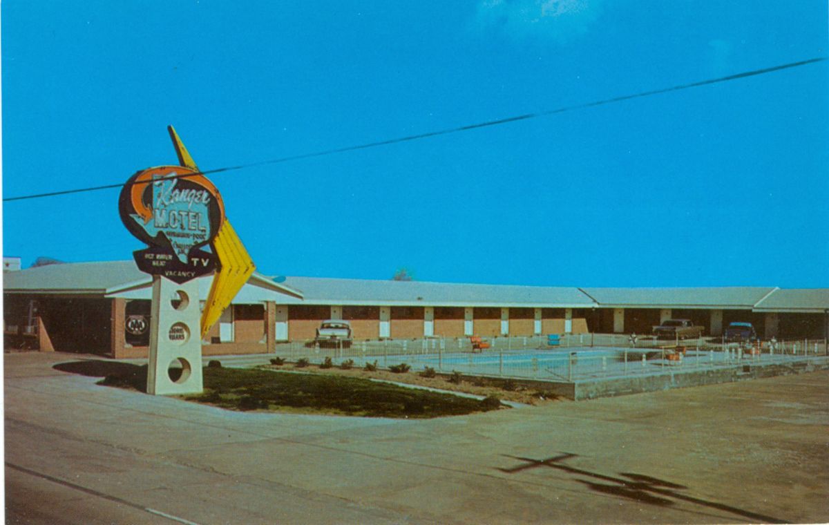 TX011600.jpg